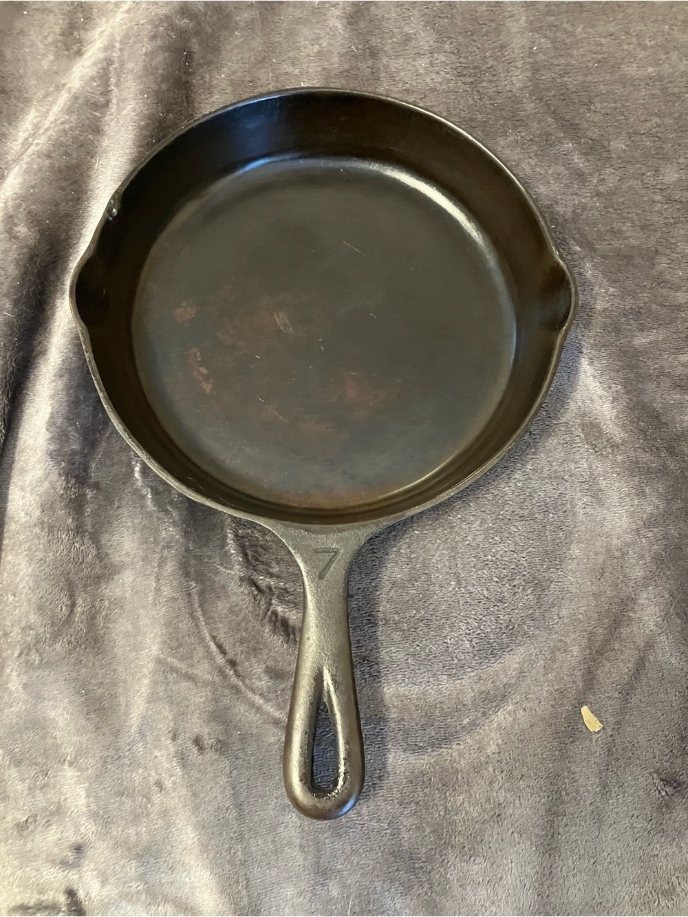 Martin Cast Iron #7 Shallow Skillet with Hamburger Logo